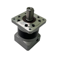 گیربکس 90 خورشیدی سرووموتور HQM اچ کیو ام مدل LB90-010-19 سایز 90 نسبت 1 به 10 شفت ورودی 19 شفت خروجی 22 فلنج مربعی مناسب 750 وات 3000 دور (گیربکس سیاره ای) (اورجینال وارداتی)
