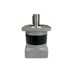 گیربکس 90 خورشیدی سرووموتور HQM اچ کیو ام مدل LE90-005-19 سایز 90 نسبت 1 به 5 شفت ورودی 19 شفت خروجی 22 فلنج گرد مناسب 750 وات 3000 دور (گیربکس سیاره ای) (اورجینال وارداتی)