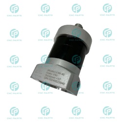 گیربکس 90 خورشیدی سرووموتور HQM اچ کیو ام مدل LE90-040-19 سایز 90 نسبت 1 به 40 شفت ورودی 19 شفت خروجی 22 فلنج گرد مناسب 750 وات 3000 دور (گیربکس سیاره ای) (اورجینال وارداتی)