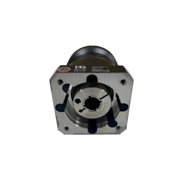 گیربکس 70 خورشیدی سرووموتور HQM اچ کیو ام مدل SE70-005-14 سایز 70 نسبت 1 به 5 شفت ورودی 14 شفت خروجی 16 فلنج گرد مناسب 400 وات 3000 دور(گیربکس سیاره ای) (اورجینال وارداتی)