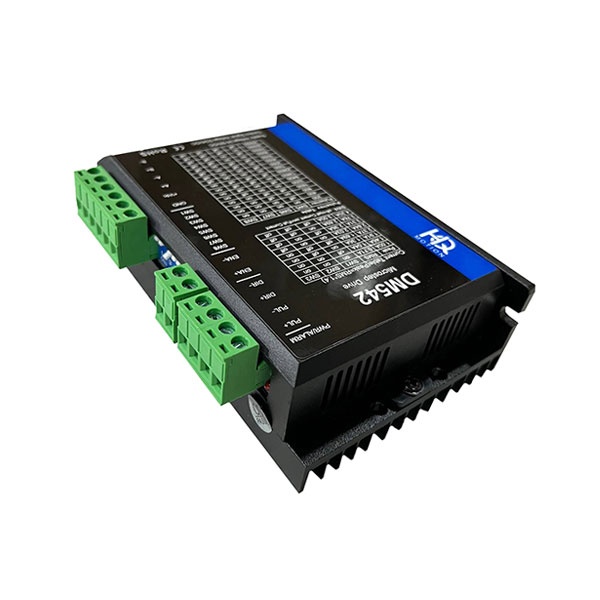 استپ درایو دو فاز 4.2 آمپر 24V--50V DC  اچ کیو ام hqm مدل DM542 مخصوص موتورهای 4 تا 45 کیلوگرم استپ موتور  42HS04 تا 86HS45 (اورجینال وارداتی)
