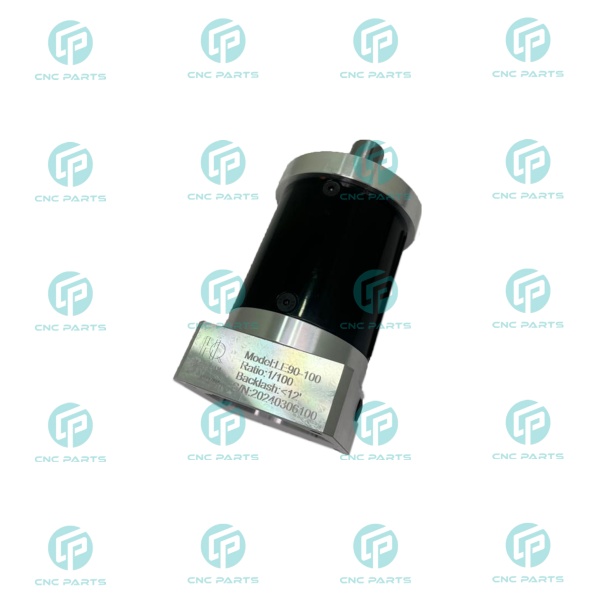 گیربکس 90 خورشیدی سرووموتور HQM اچ کیو ام مدل LE90-100-19 سایز 90 نسبت 1 به 100 شفت ورودی 19 شفت خروجی 22 فلنج گرد مناسب 750 وات 3000 دور (گیربکس سیاره ای) (اورجینال وارداتی)